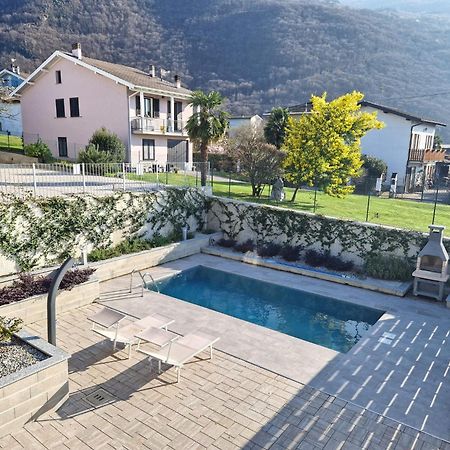 Villa Claudia With Private Pool Colico Exterior foto